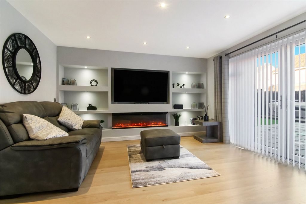 Property photo 2 of 20 Picture No. 06