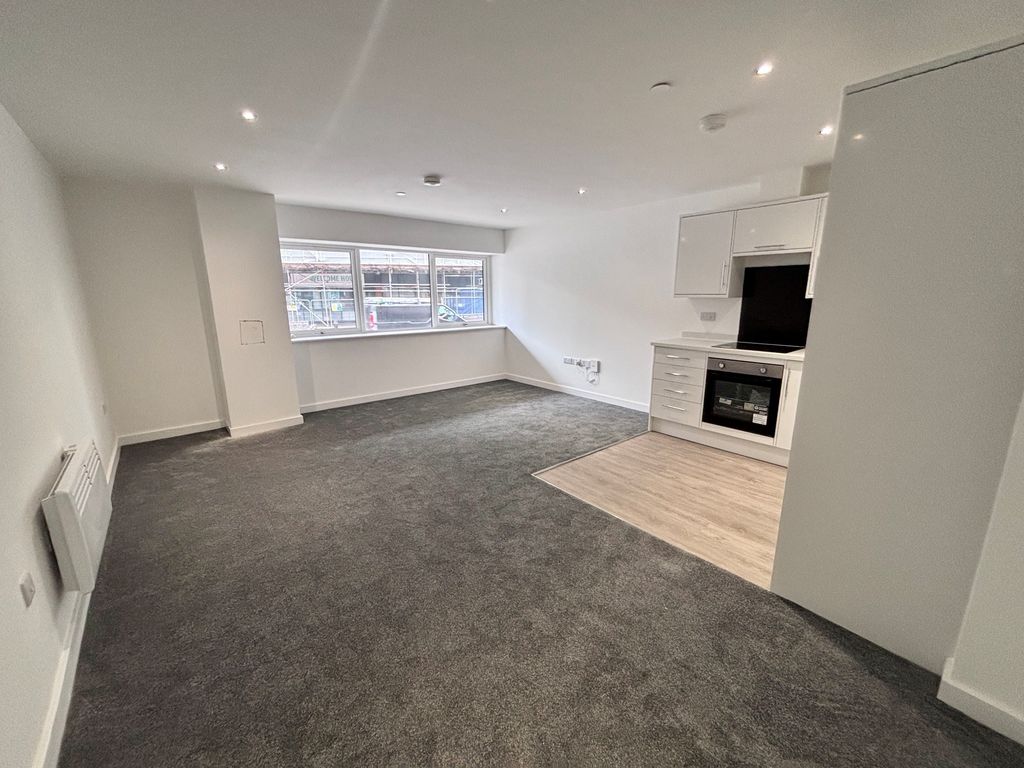 Property photo 3 of 8 Living Room