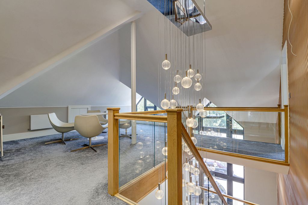 Additional image 21 of 7 bed detached house for saleLondon Road, Luton LU1
