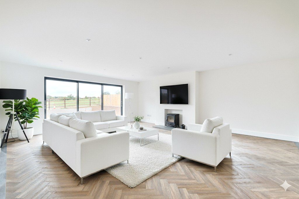 Property photo 2 of 15 Picture No. 28
