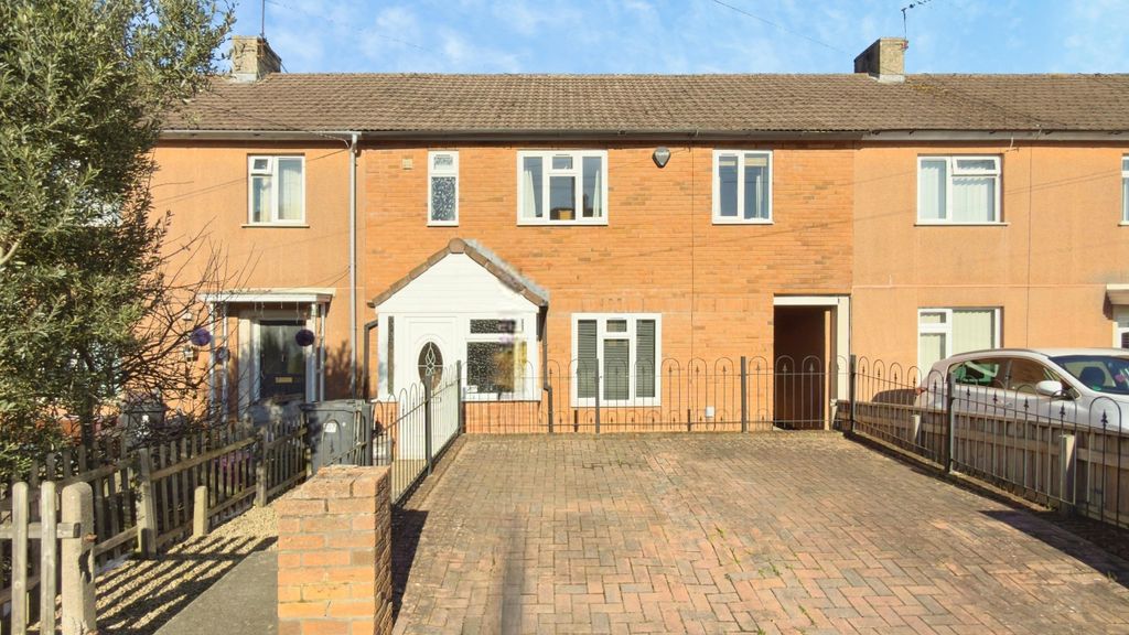 Property photo 2 of 30 Front