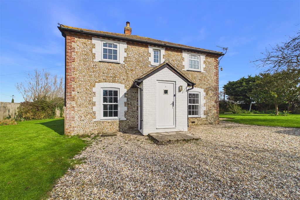 Property photo 1 of 33 Cam01894G0-Pr0279-Still001.Jpg