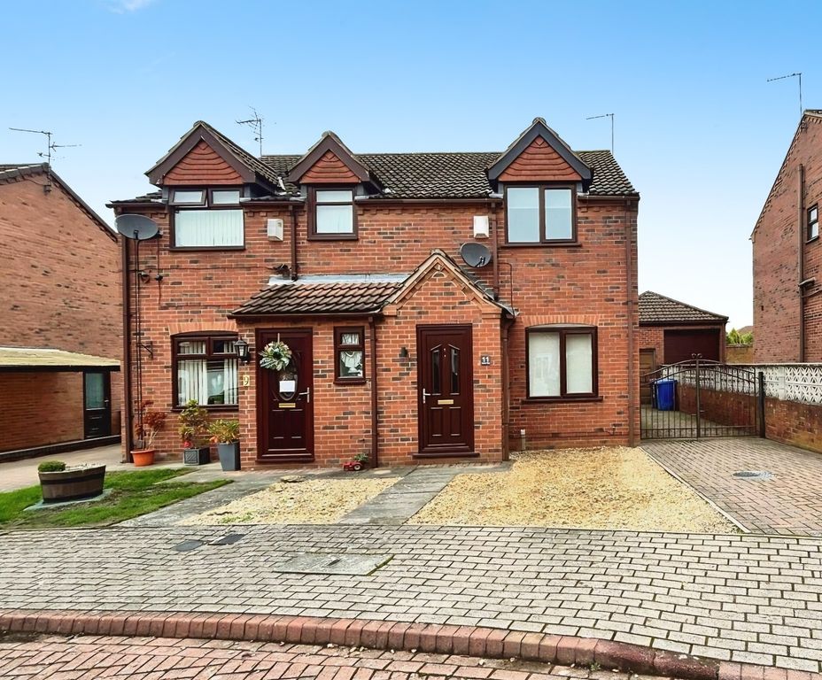 Property photo 1 of 15