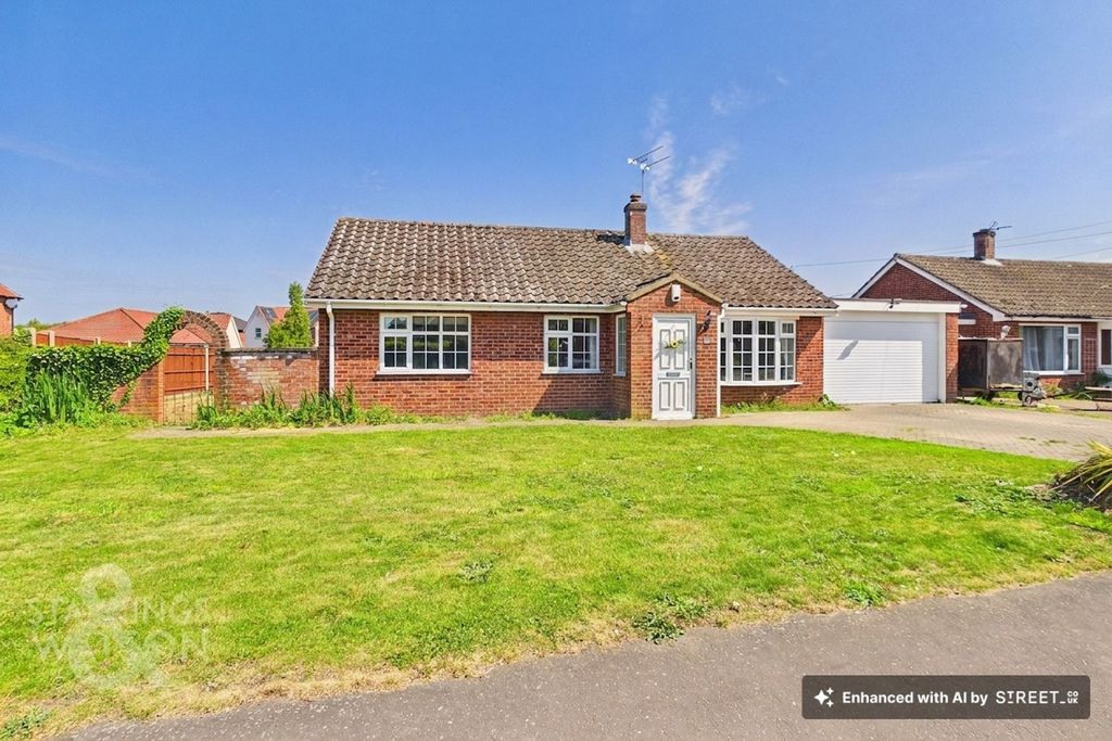 Property photo 2 of 19