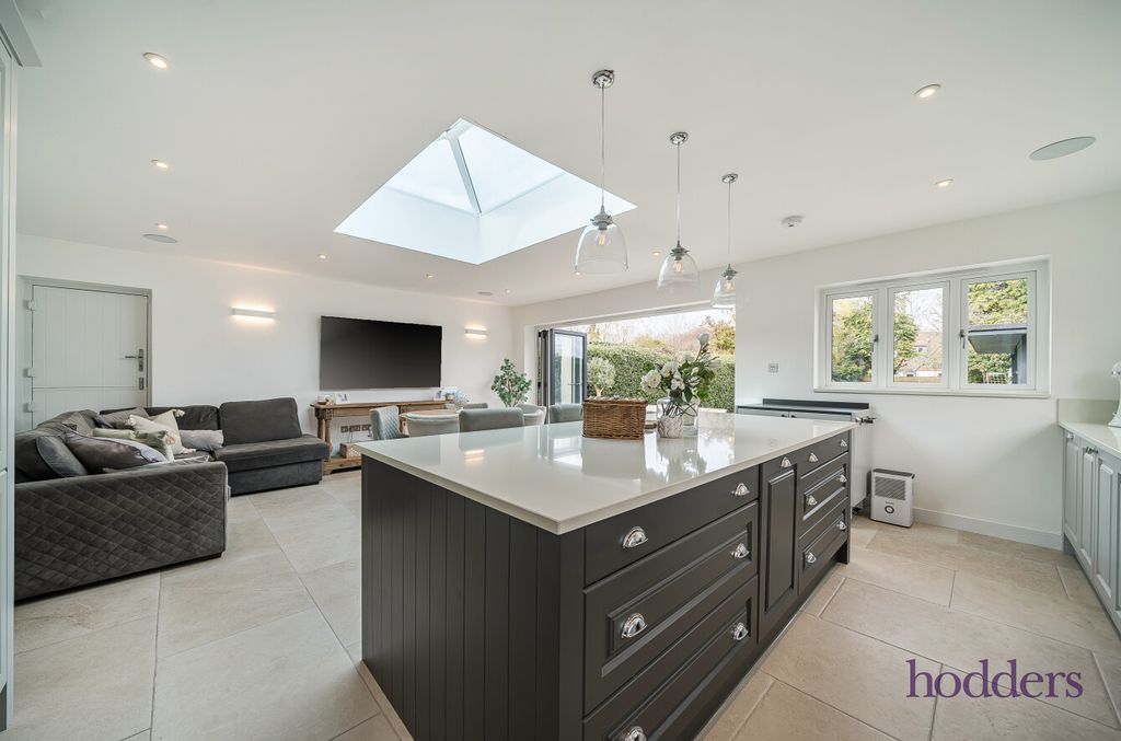 Property photo 1 of 28 233F9246-9616-431...