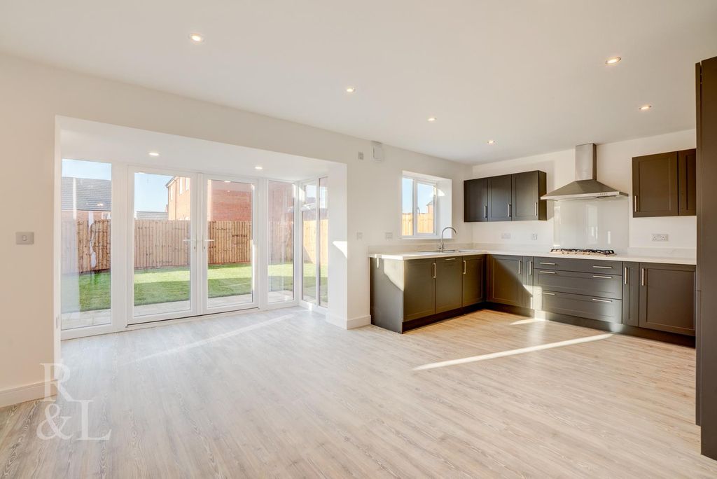 Property photo 3 of 29 Batched (26).Jpg