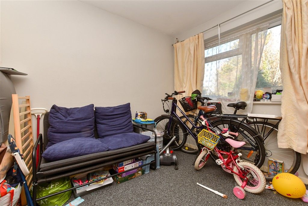 Property photo 3 of 12 Bedroom