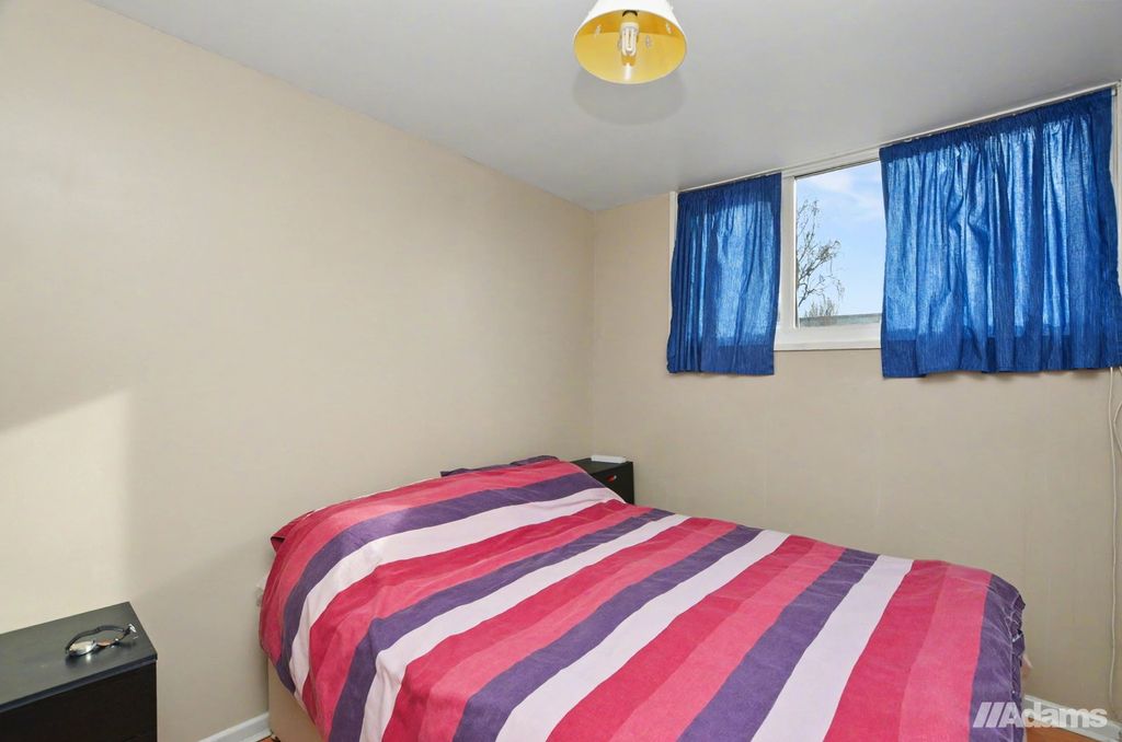 Property photo 3 of 30