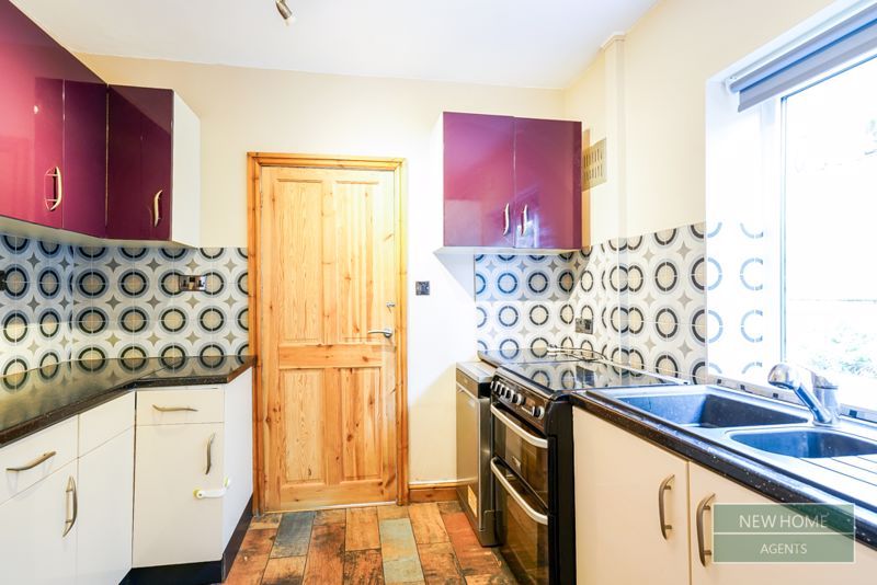 Property photo 3 of 28 Photo 21