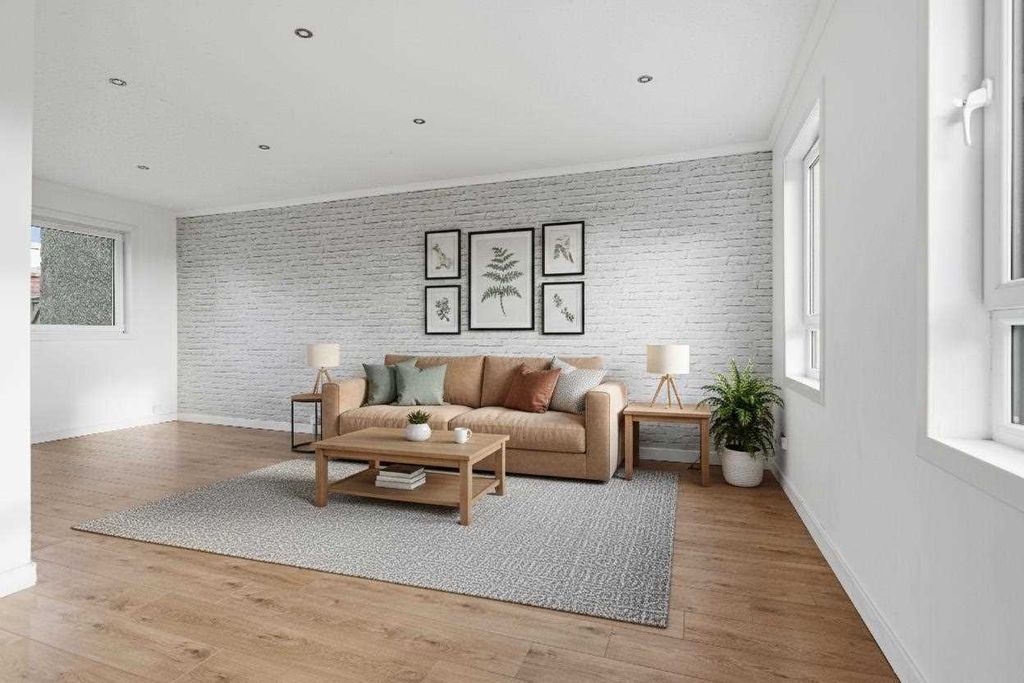 Property photo 2 of 14 Lounge Staged