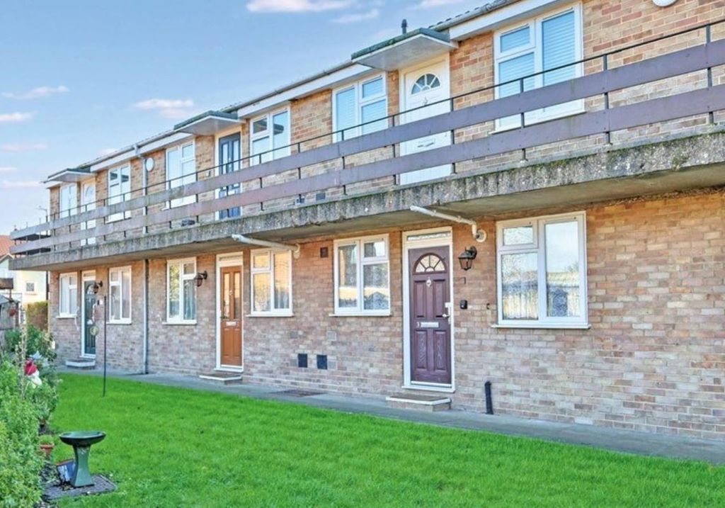 Property photo 1 of 1