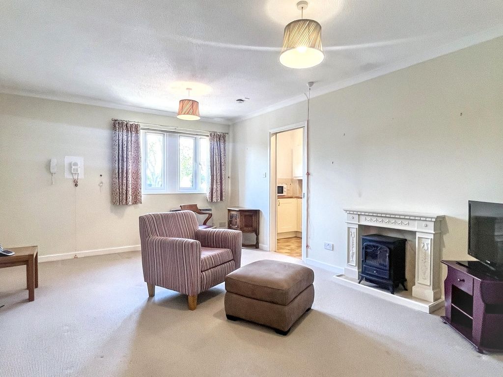 Property photo 2 of 8 Not Specified