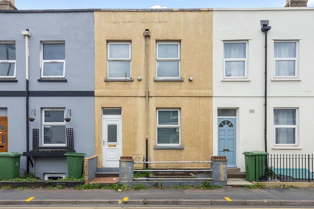 Property photo 1 of 13