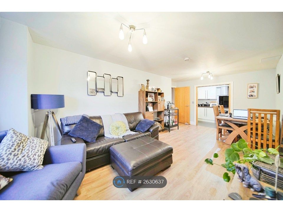 Property photo 3 of 11