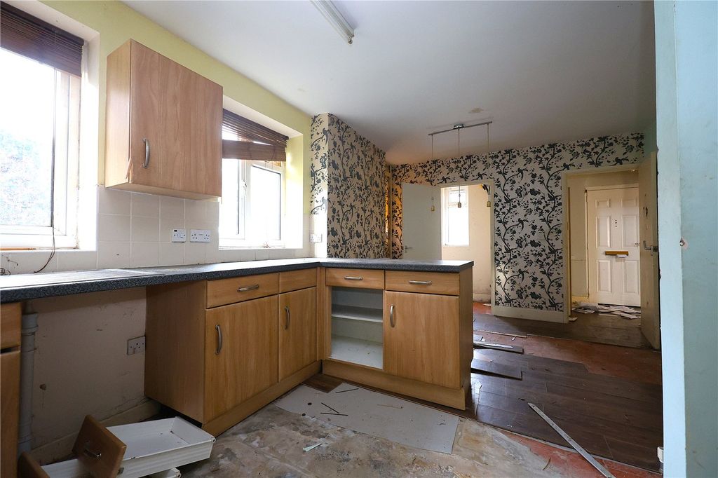 Property photo 2 of 22 Picture No. 09