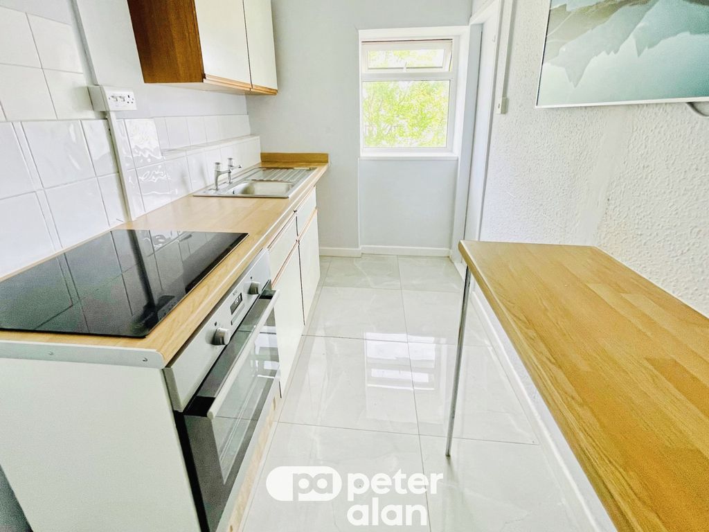 Property photo 1 of 6 Image