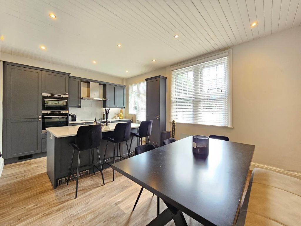Property photo 3 of 28 Open Plan Dining Kitchen