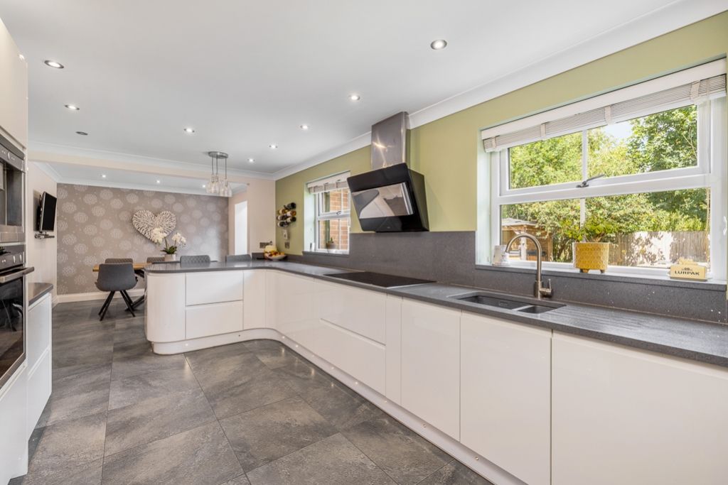 Property photo 3 of 37 110 Wignals Gate (Holbeach)-22
