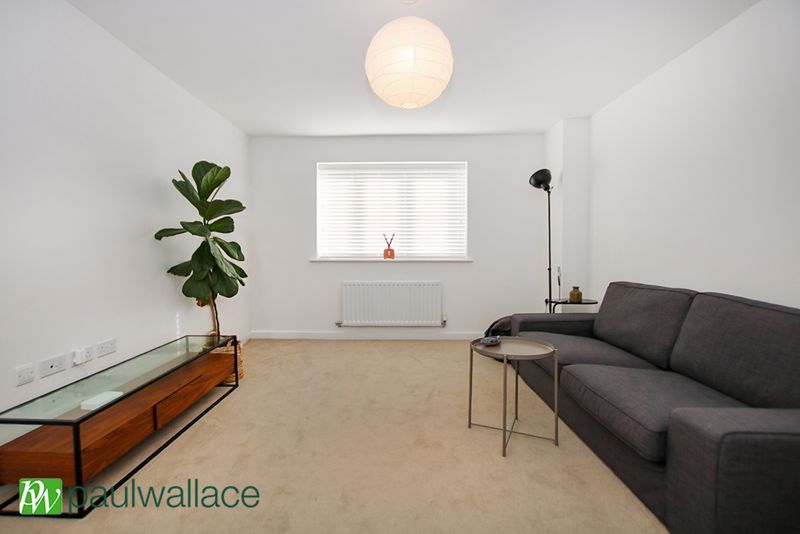 Property photo 2 of 12 Lounge