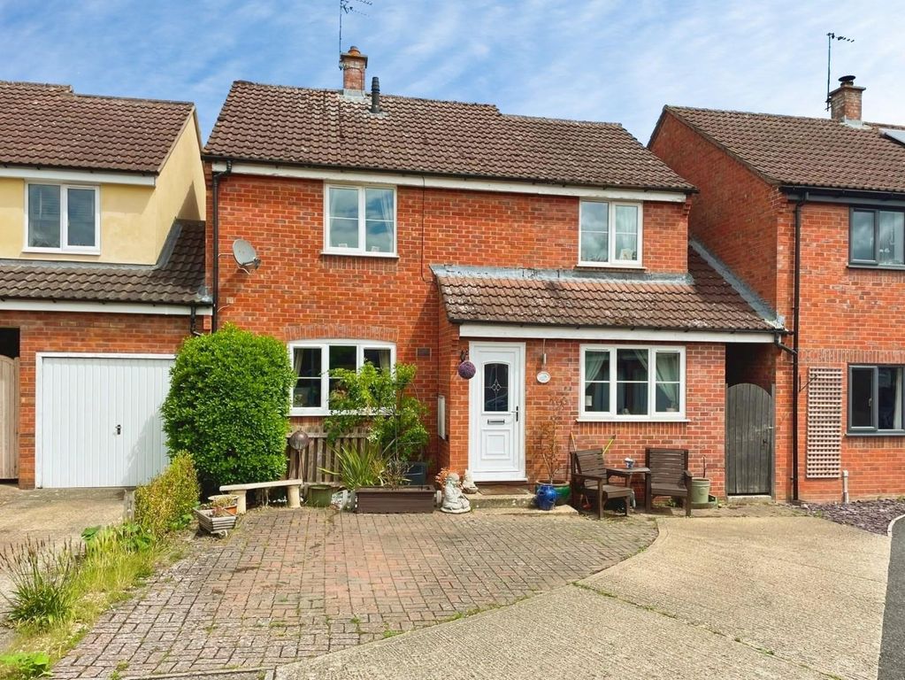 Property photo 1 of 14 26167978-E0F9E12B-8d36-4649-Bdea-B087969A5B5E.Jpeg
