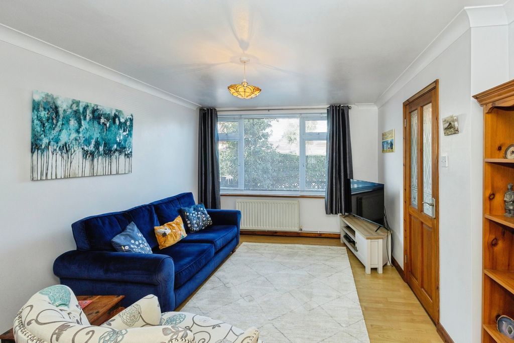 Property photo 3 of 14 Pbox-Img.Jpg