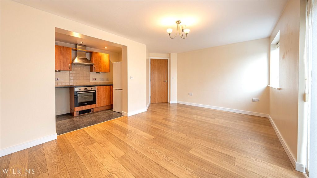 Property photo 3 of 20 Picture No. 21