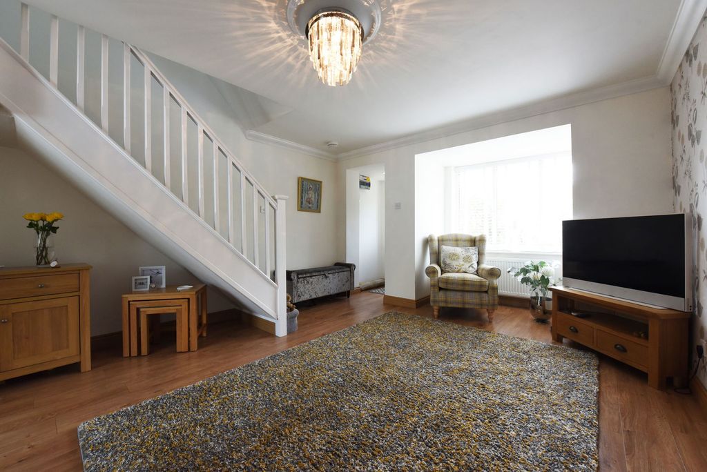Property photo 2 of 22