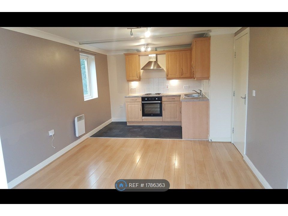 Property photo 1 of 14 Kitchen