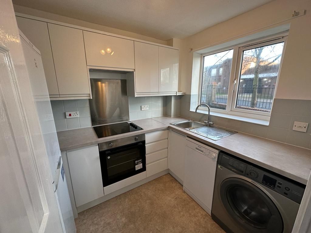 Property photo 1 of 5
