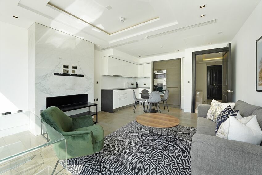 Property photo 3 of 14 Wolfe House