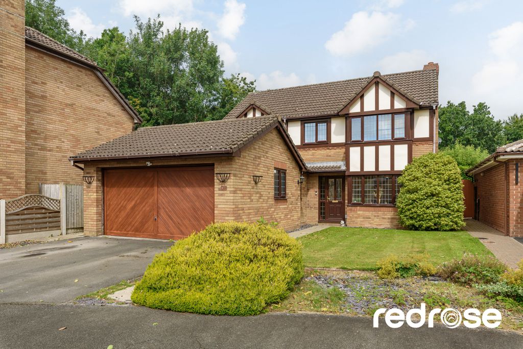 Property photo 1 of 28 Web_7 Stamford Dr-01-2500Px