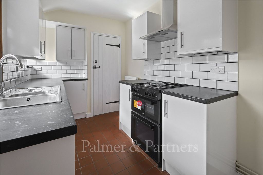 Property photo 3 of 15 Picture No. 07