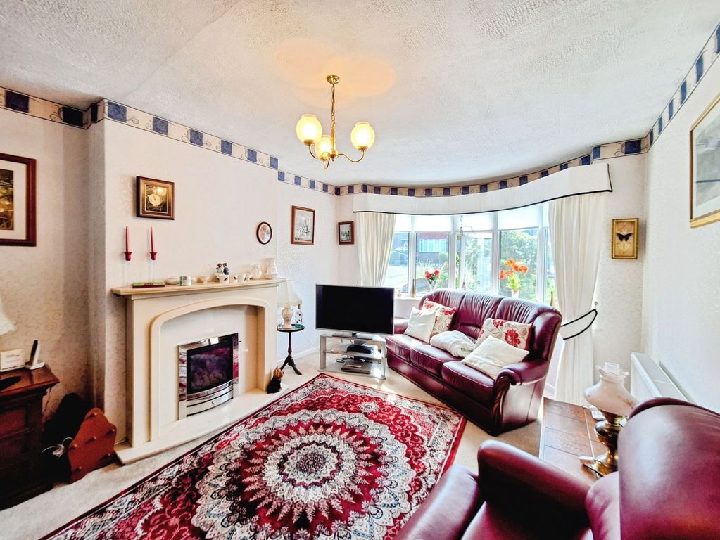 Property photo 3 of 11 Pbox-Img.Jpg