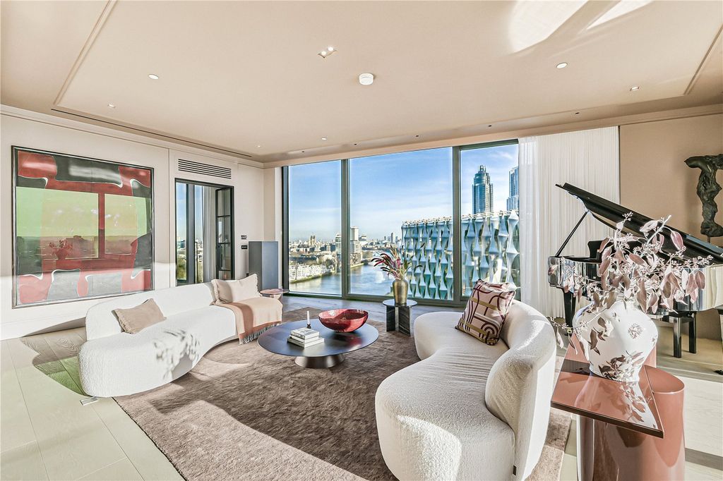 Property photo 1 of 44 Reception Room