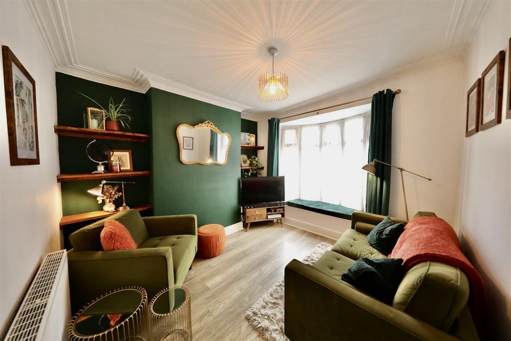 Property photo 2 of 18 Living Room