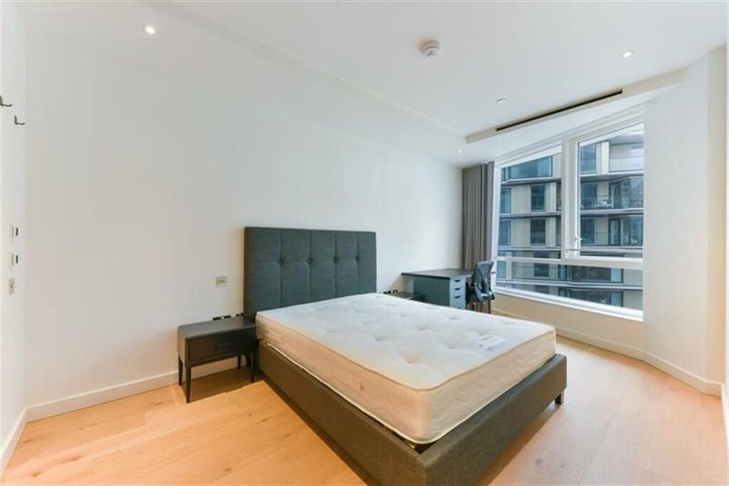Property photo 1 of 12 (Main)