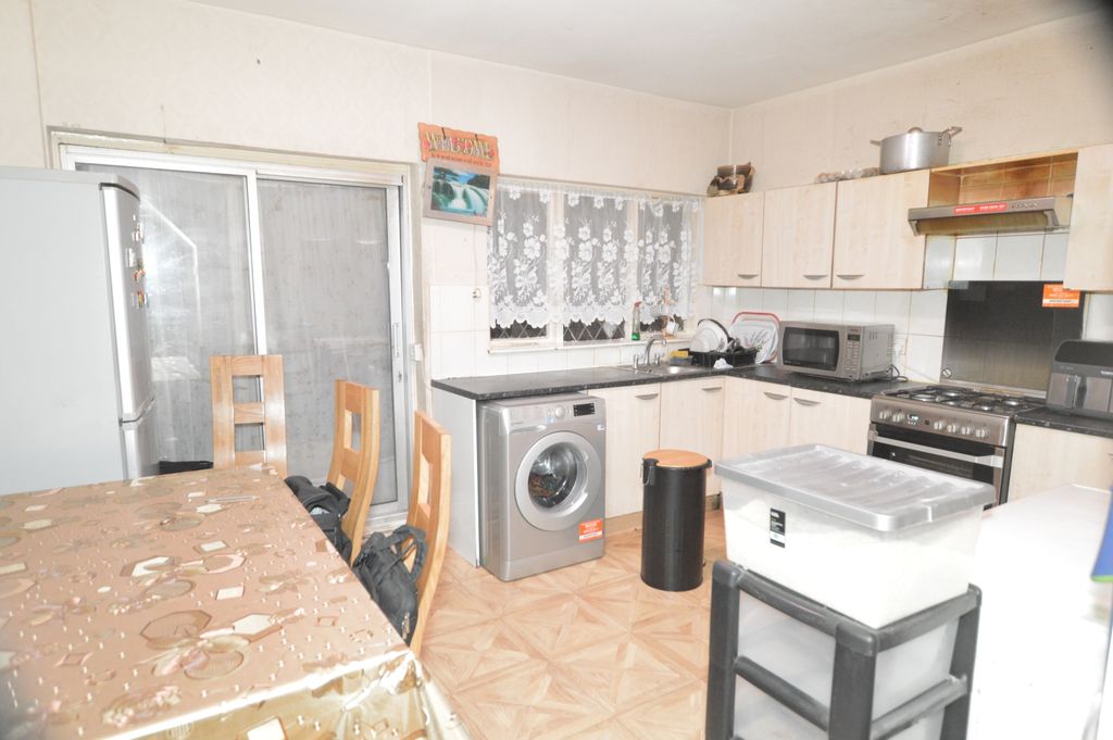 Property photo 1 of 13 Dsc_0104