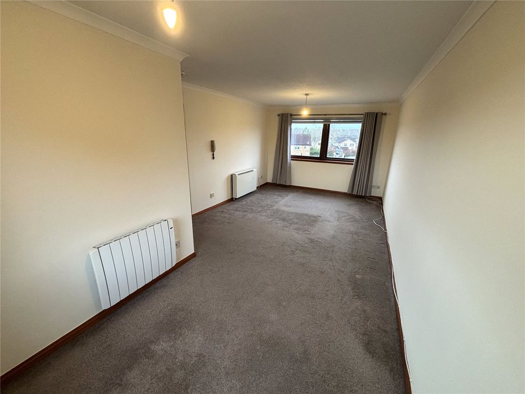 Property photo 2 of 10 Picture No. 05