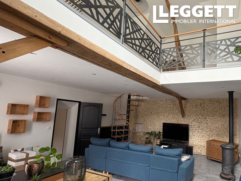 Property photo 2 of 10