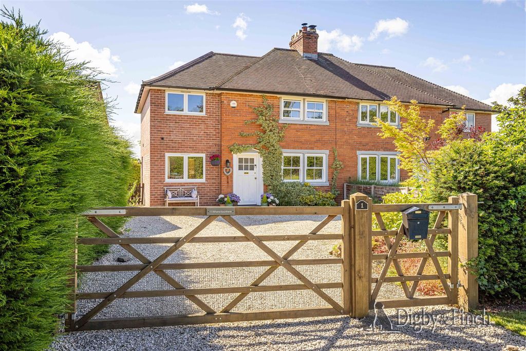 Property photo 1 of 44