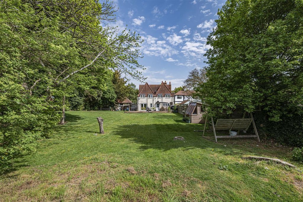 Property photo 1 of 22 Garden