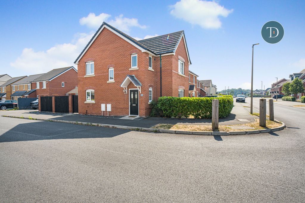 Property photo 1 of 27