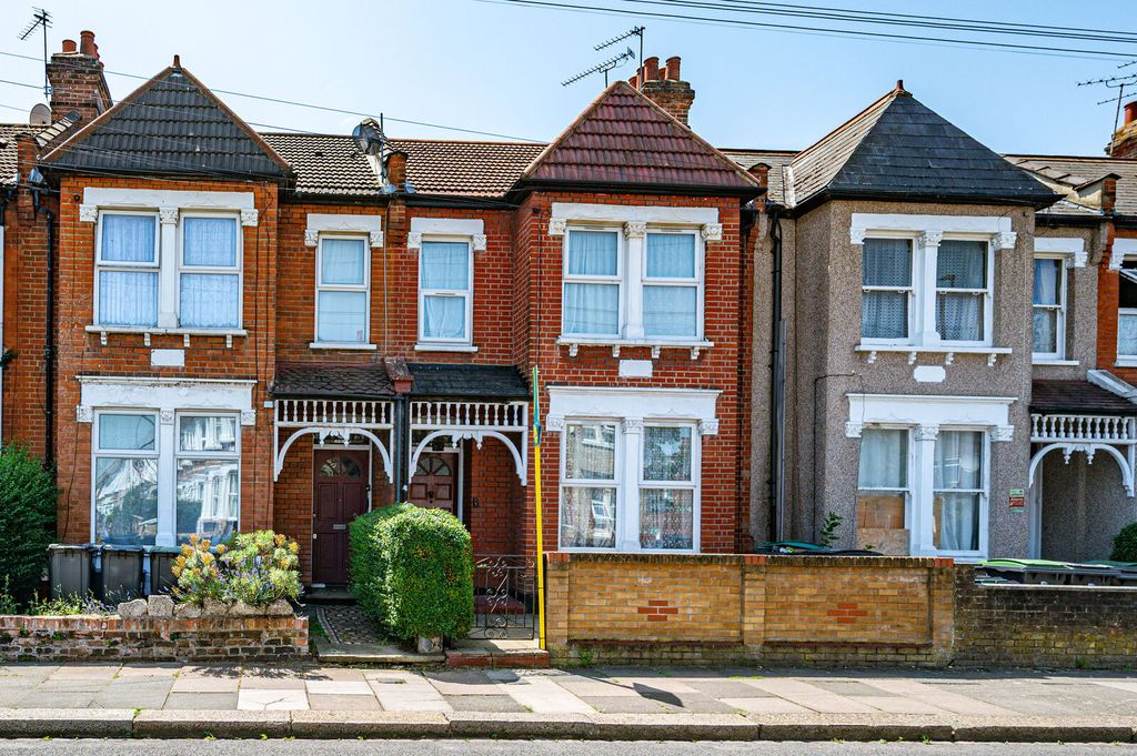 Property photo 1 of 21