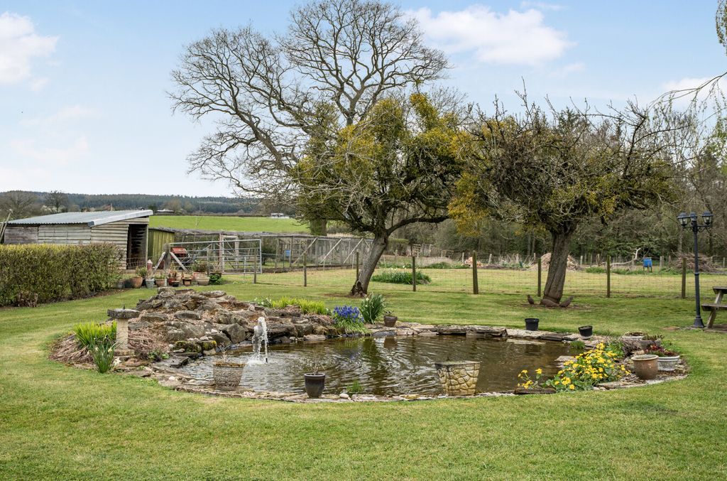 Property photo 3 of 33 1437544-7-69cd3c6Fdce95