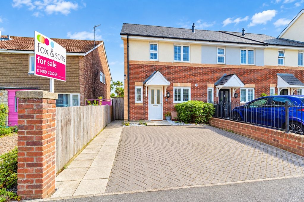 Property photo 1 of 18