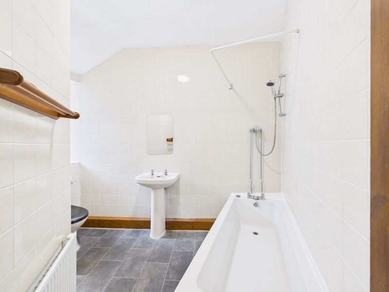 Property photo 3 of 8 Bathroom