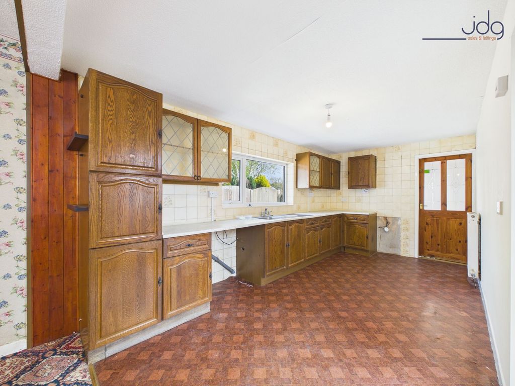 Property photo 2 of 17 Open Plan Kitchen Diner