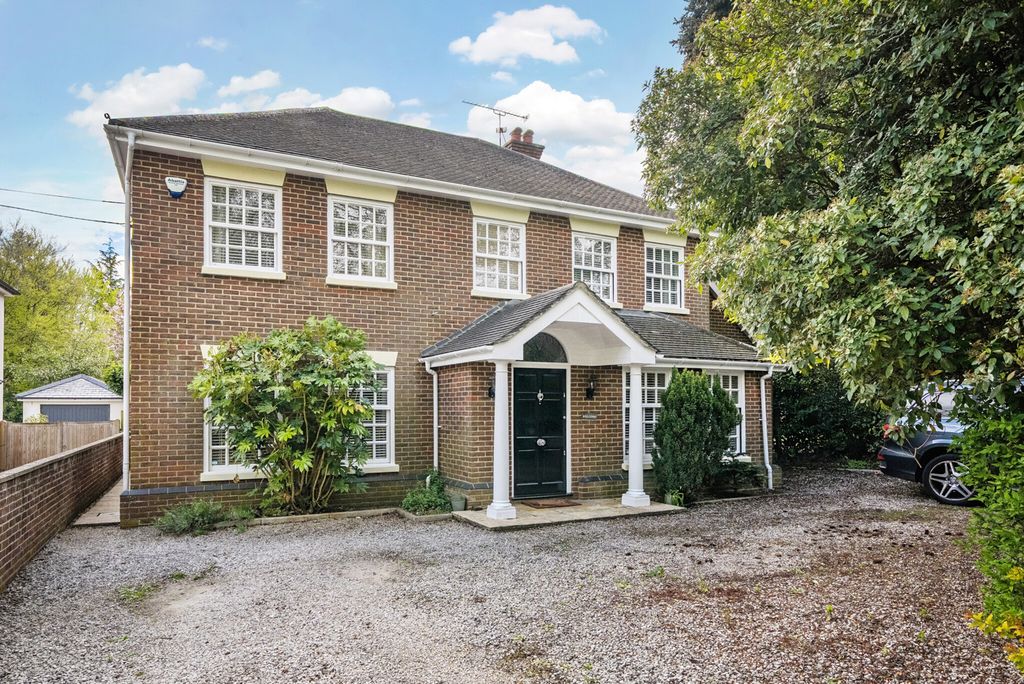 Property photo 1 of 26 1436867-30-69E68c...