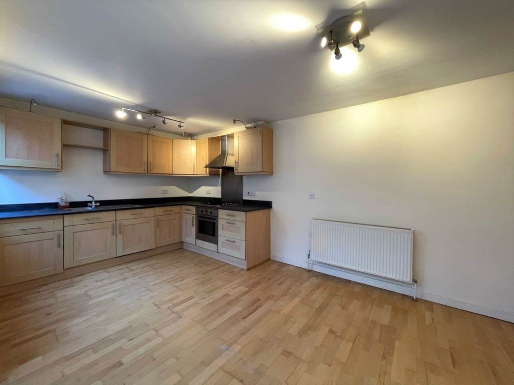 Property photo 3 of 6 Img_7666