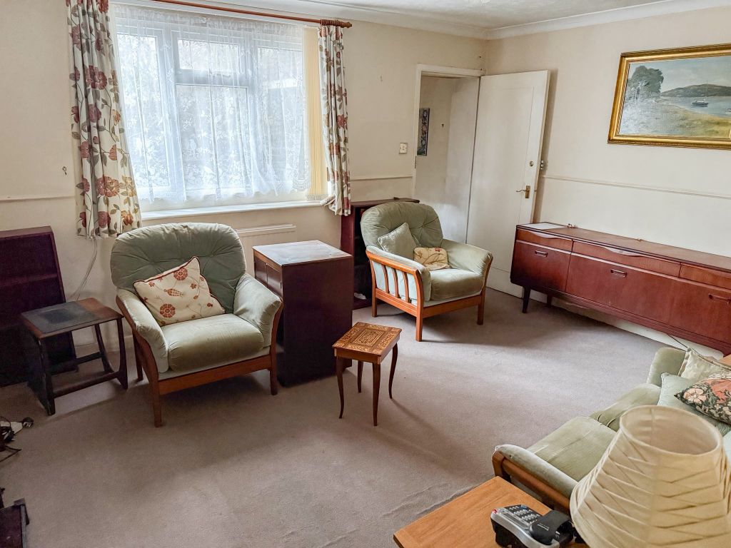 Property photo 3 of 8